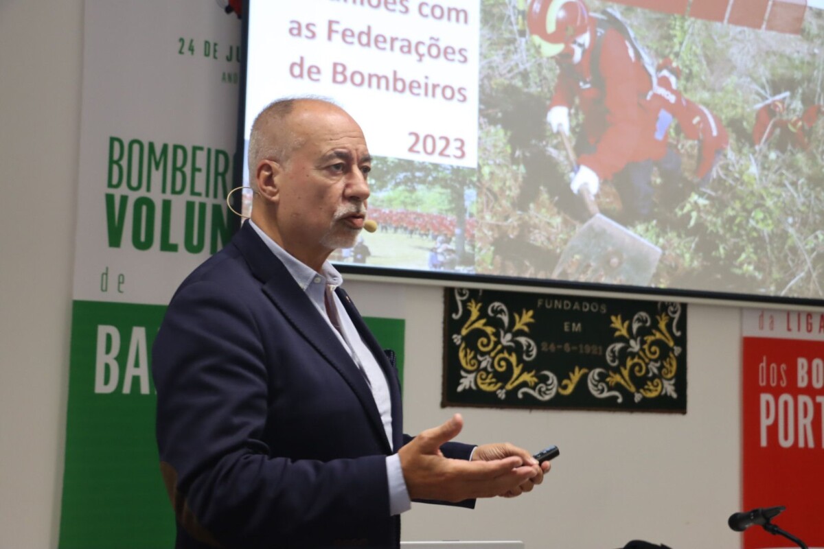 antónio nunes presidente Liga dos Bombeiros