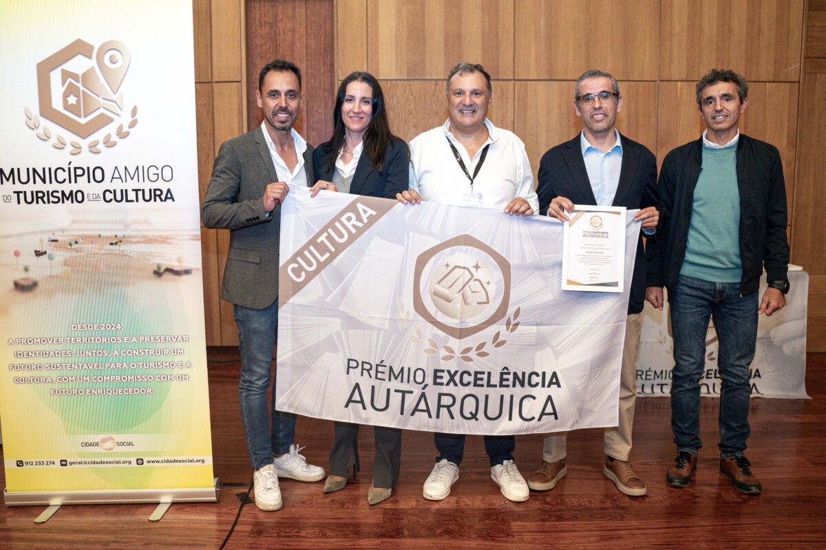 Prémio excelência autárquica vila nova de paiva