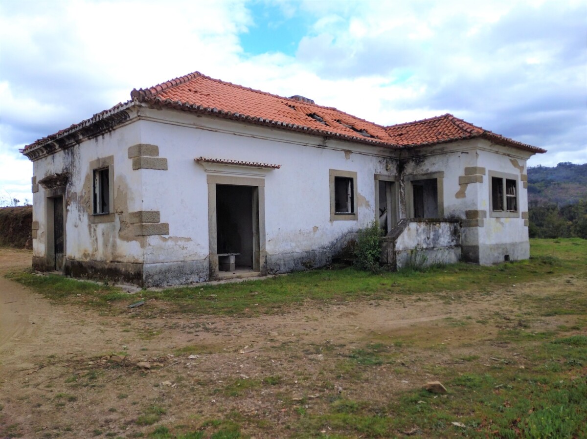 Casa florestal de Serrazes