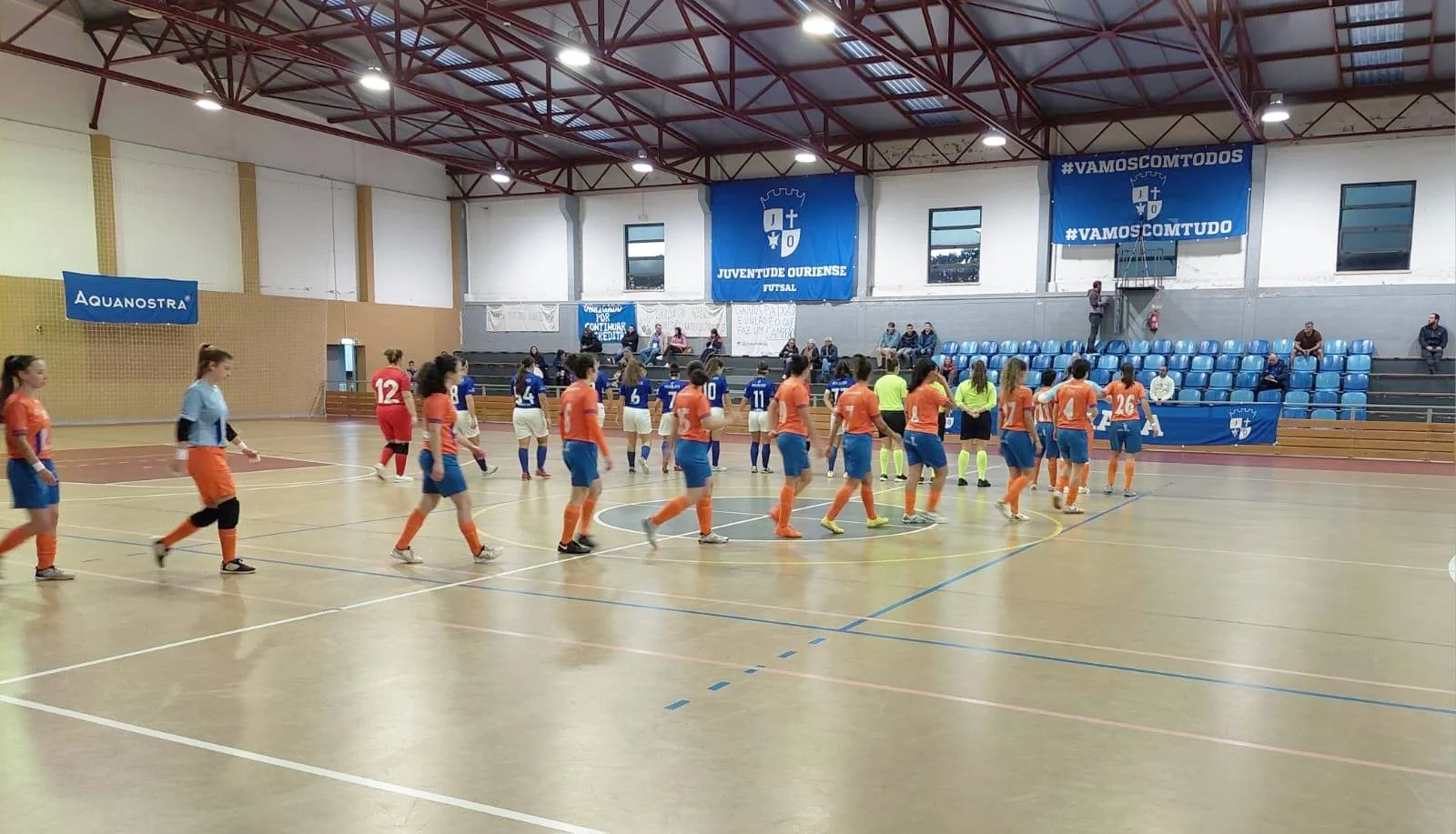 Futsal Feminino Continua A Dividir O Primeiro Lugar Com A Académica E Sem Perder Ainda Na Prova Foto Viseu 2001