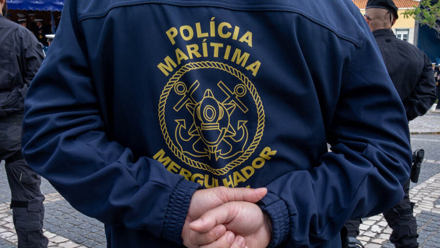 Policia marítima