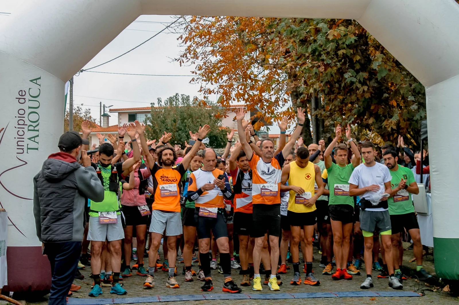 Atletismo 800 Atletas Participaram O Trai Do Sino E Da Castanha Foto Cm Tarouca