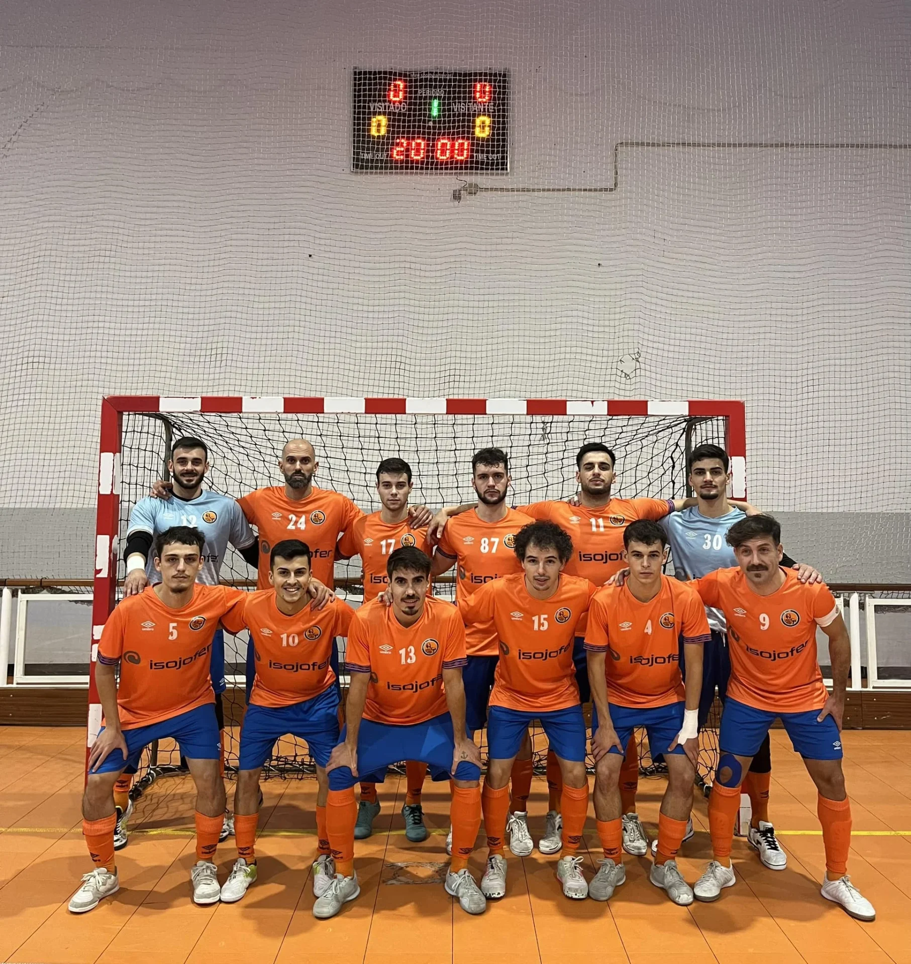 Equipa Sénior Masculina Do Viseu 2001 Conseguiu Uma Goleada E Lidera Isolado