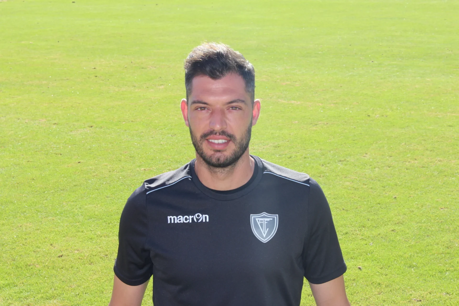 Fábio Santos Treinador Principal Da Equipa B De Juniores Do Académico 1 Foto Avfc