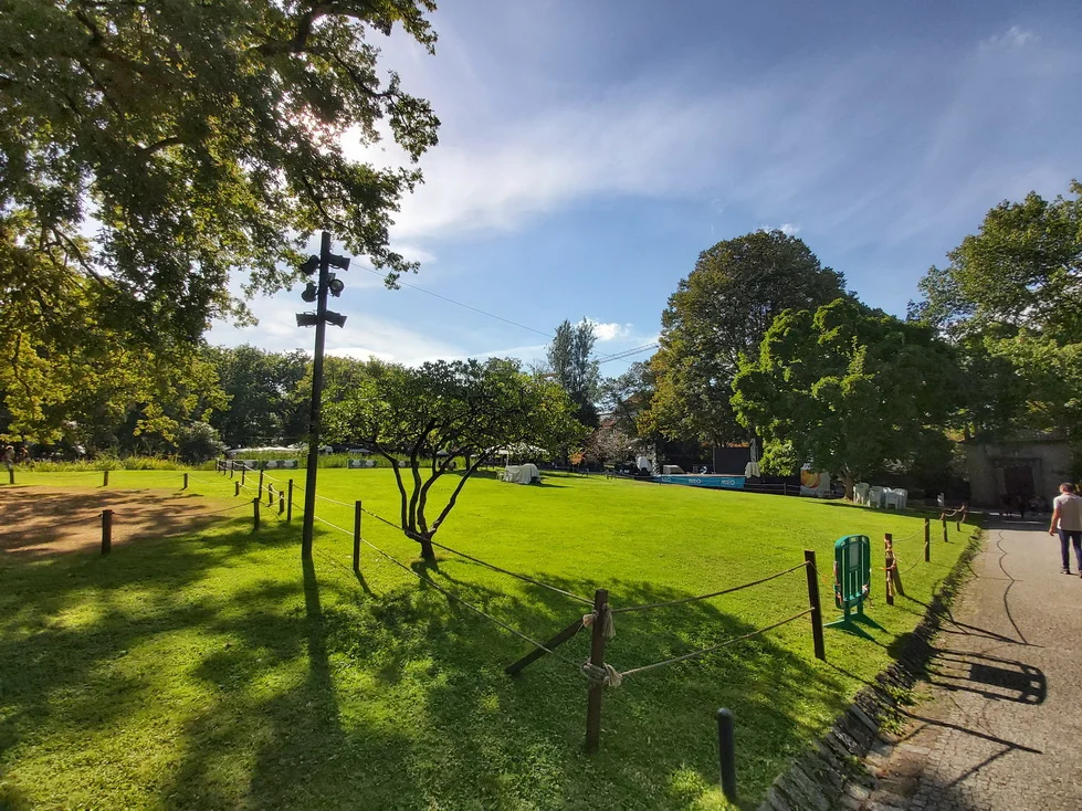 Parque Aquilino Ribeiro Resize