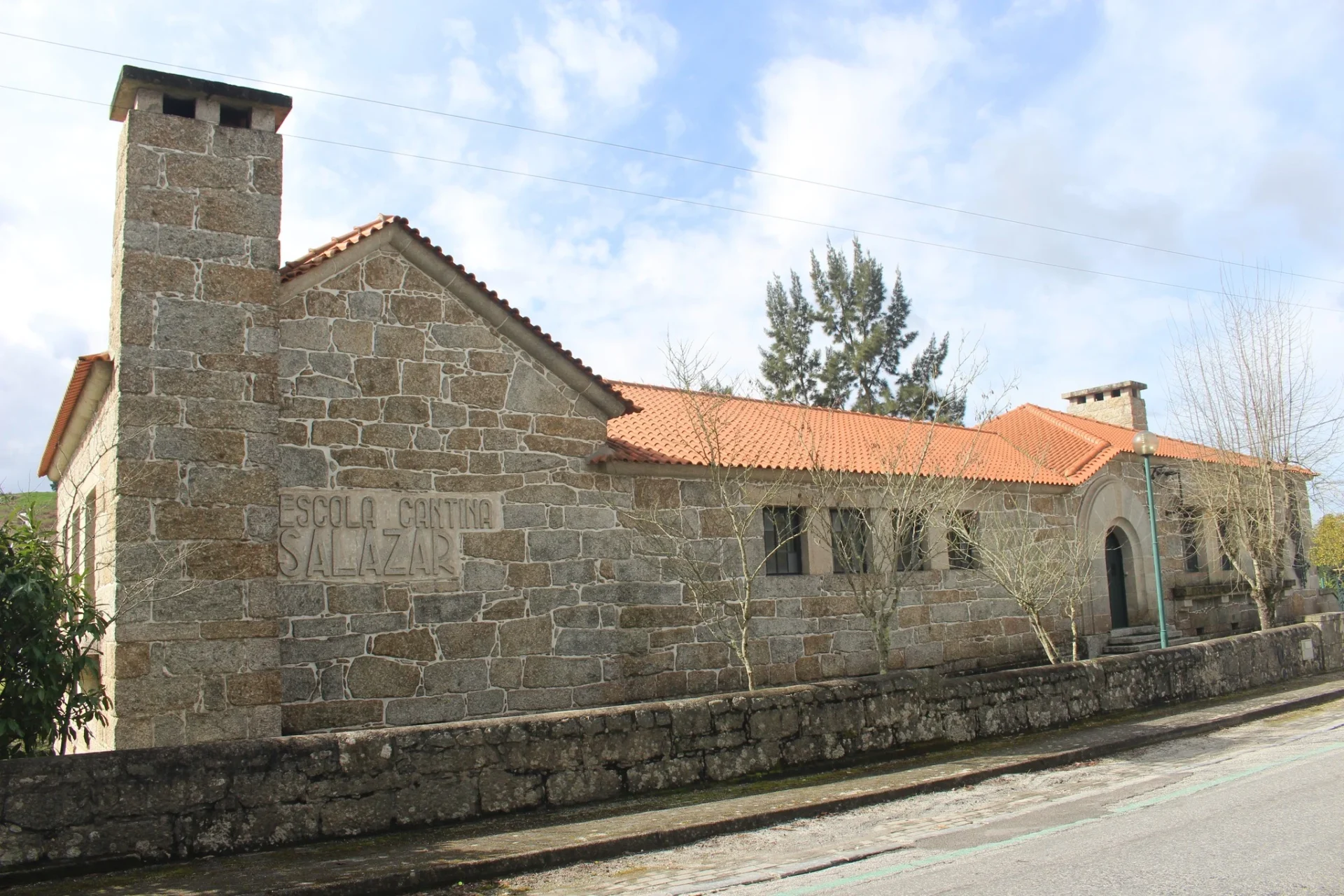 Escola Cantina Salazar