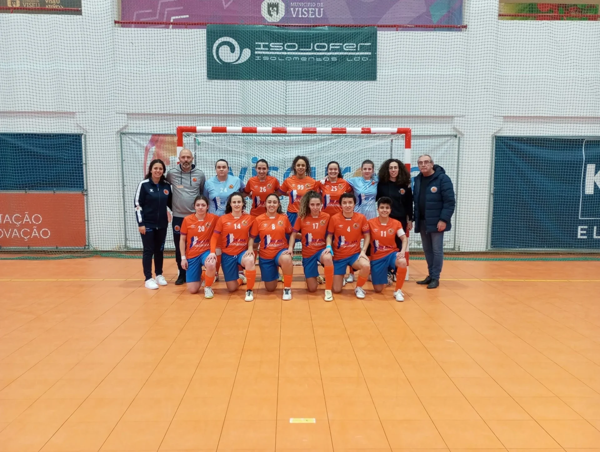 Futsal Feminino Viseu 2001 Vence Em Casa E Está Na Fase Do Título Foto Viseu 2001