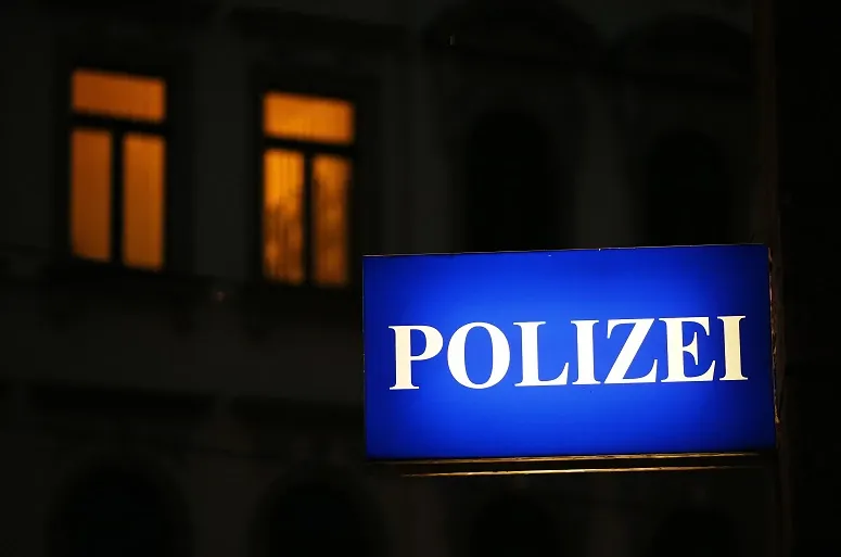 Polizei 2