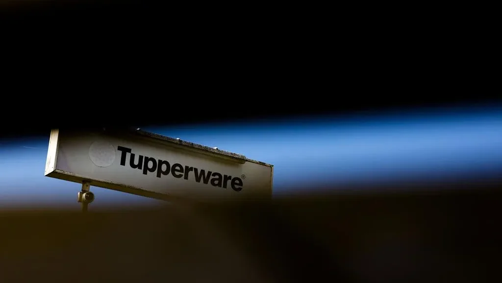 Tupperware 1