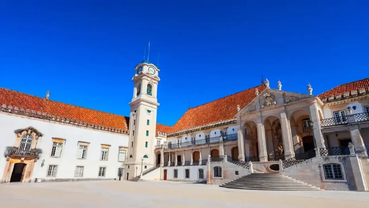 Universidade De Coimbra Dr